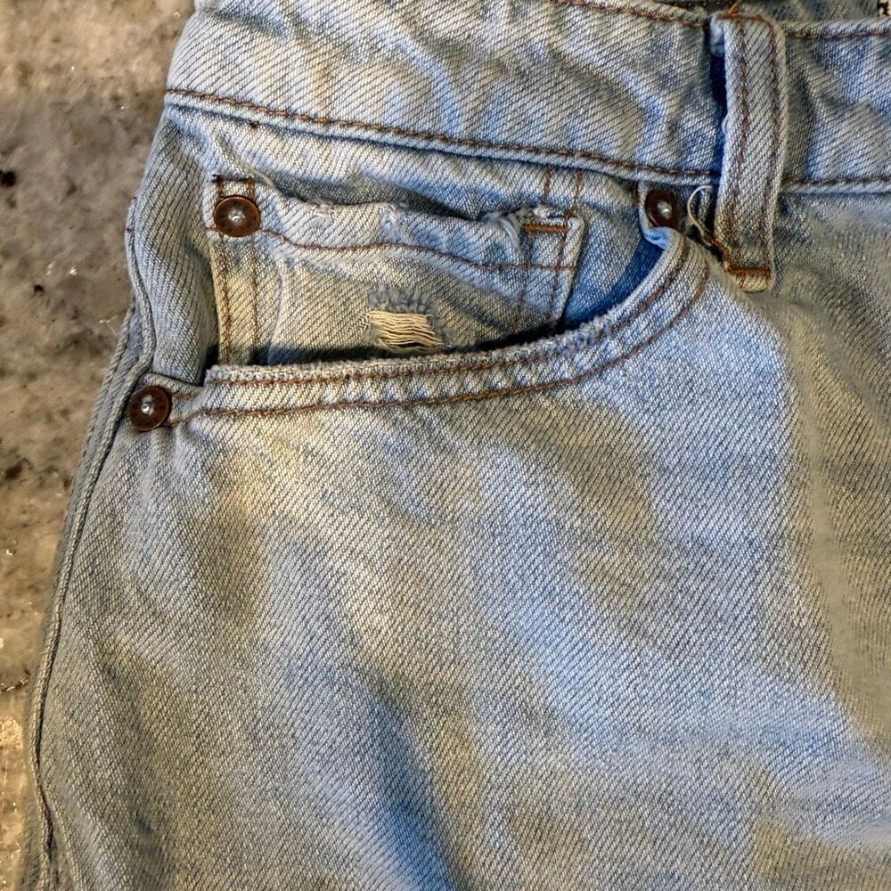 Free People We The Free Distressed Denim Mini Skirt Size 28 - Picture 10 of 10